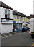 ST3288 : Vaporex closed until further notice, Duckpool Road, Newport by Jaggery
