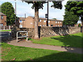 SE2435 : Bramley Park: western entrance from Upper Town Street by Stephen Craven