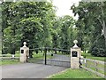 The entrance gate to Aspen Country Park