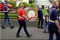 H4672 : Pre 12th July Band parade at Knockgreenan Avenue, Omagh by Kenneth  Allen