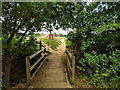 Footbridge over Halfsmock Stream