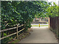 Footpath 102_1W along Stanford Brook