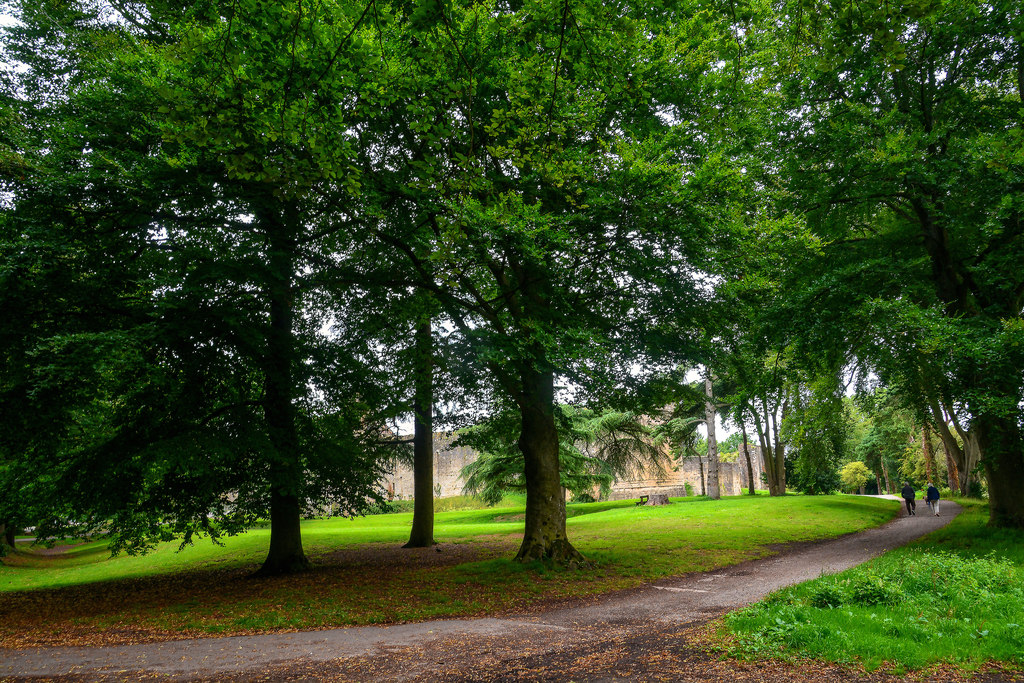 Caldicot : Caldicot Castle Country Park © Lewis Clarke :: Geograph ...