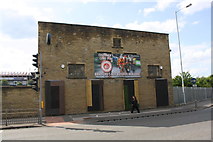 SE1634 : Building on west side of Canal Road opposite King's Road junction by Luke Shaw