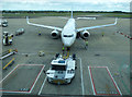 SJ8284 : Ryanair pit-stop at Manchester Airport (photo 3 of 7) by Thomas Nugent
