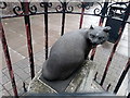 View of the Whittington Stone cat statue on Highgate Hill