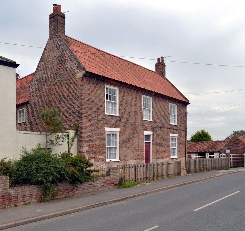 Main Street, Skidby © habiloid :: Geograph Britain and Ireland