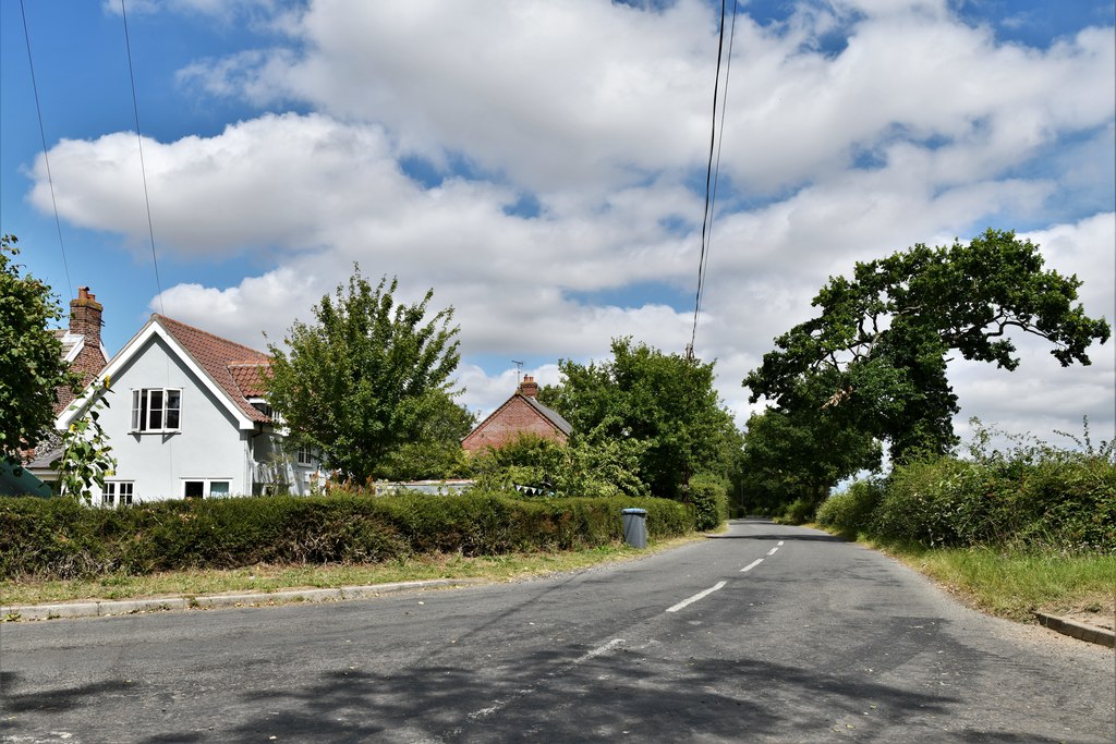 Cransford: Houses in Bruisyard Road © Michael Garlick :: Geograph ...