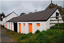 H5672 : Farm buildings, Mullaslin by Kenneth  Allen