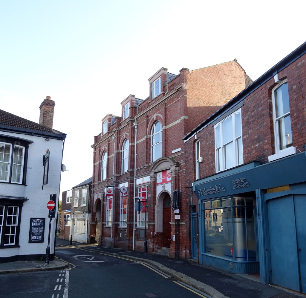 Ripon Post Office © JThomas :: Geograph Britain and Ireland