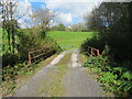 Heol fynedfa Bancyglyn / Bancyglyn access road