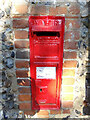 TL9948 : Nedging Hall Victorian Postbox by Geographer