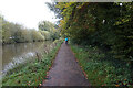 Thames Path towards Gasworks Bridge