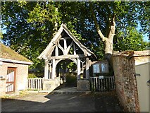 SU2771 : Holy Cross, Ramsbury: lychgate by Basher Eyre