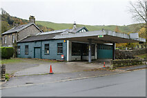SK1482 : Castleton Garage (closed), Buxton Road by Mark Anderson