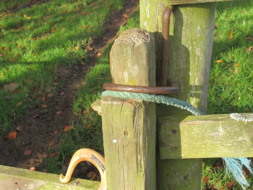 Detail of wicket-gate on Allanshaws near... © ian shiell :: Geograph ...