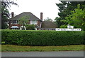 House and old fingerpost on Old Main Road, Scamblesby