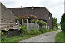 TQ6432 : Barn, Little Pell Farm by N Chadwick