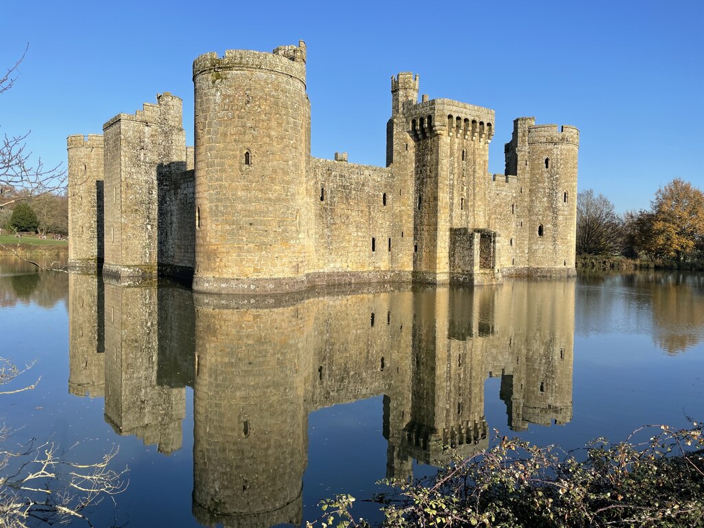 Historic Castle © Oast House Archive :: Geograph Britain and Ireland