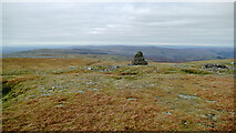 NY6834 : Cairn at north edge of Cross Fell plateau by Andy Waddington