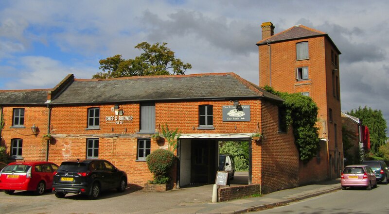 West End - Chef & Brewer © Colin Smith :: Geograph Britain and Ireland