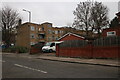 Montrose Avenue, Colindale