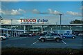 Nettlestone an Seaview : Tesco Extra