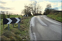 H5472 : A frosty bend along Bracky Road by Kenneth  Allen