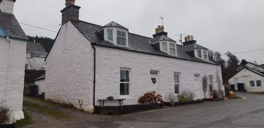 Mole Cottage, Kippford © Jonathan Glew :: Geograph Britain and Ireland