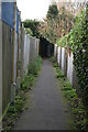 Footpath to Farnham Lane