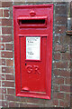 Postbox RH10 4D, Malthouse Road, Southgate, Crawley