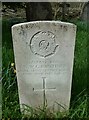 CWGC grave in Greatham New Churchyard (4)