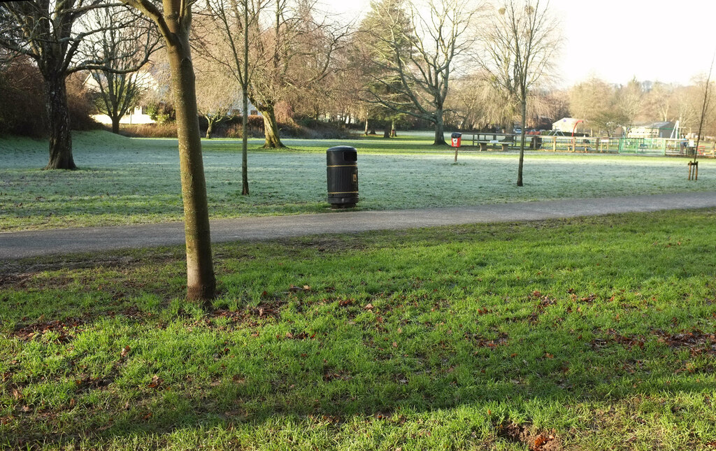 Mill Marsh Park © Derek Harper :: Geograph Britain and Ireland