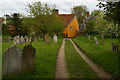 Track through the churchyard, Debenham