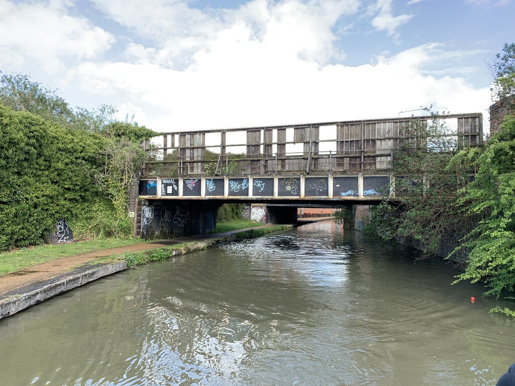 Bridge 70 On The Grand Union Canal © Andrew Abbott :: Geograph Britain ...