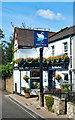 Richmond-upon-Thames : "The White Swan" public house