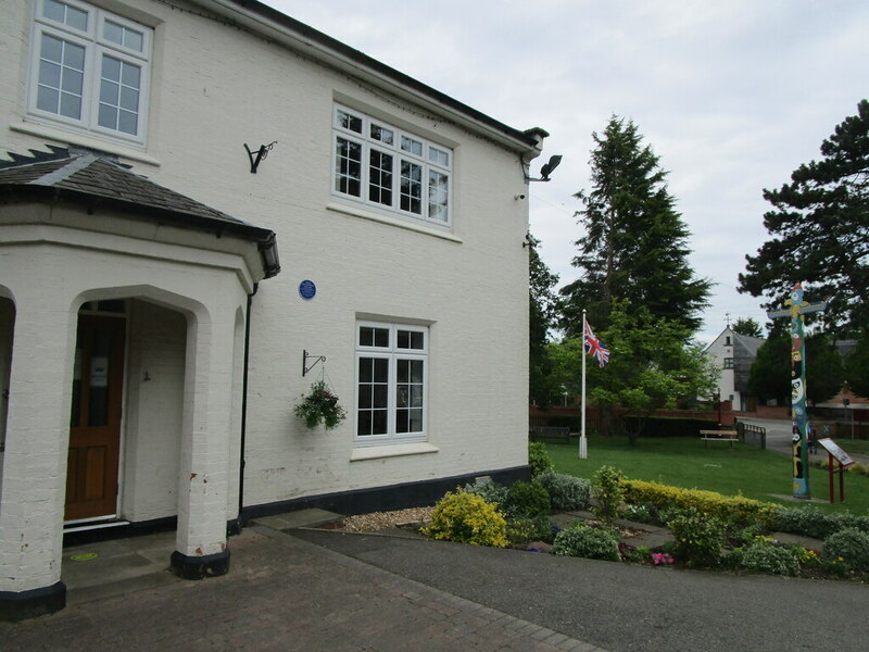 The Grange, Radcliffe on Trent © El Loco Geograph Britain and Ireland