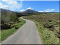 NH2231 : Glen Cannich - Minor road approaching Loch Mullardoch Dam by Peter Wood