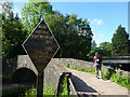 Weight limit sign, canal basin