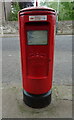 Elizabethan postbox on Bridge Street, Montrose