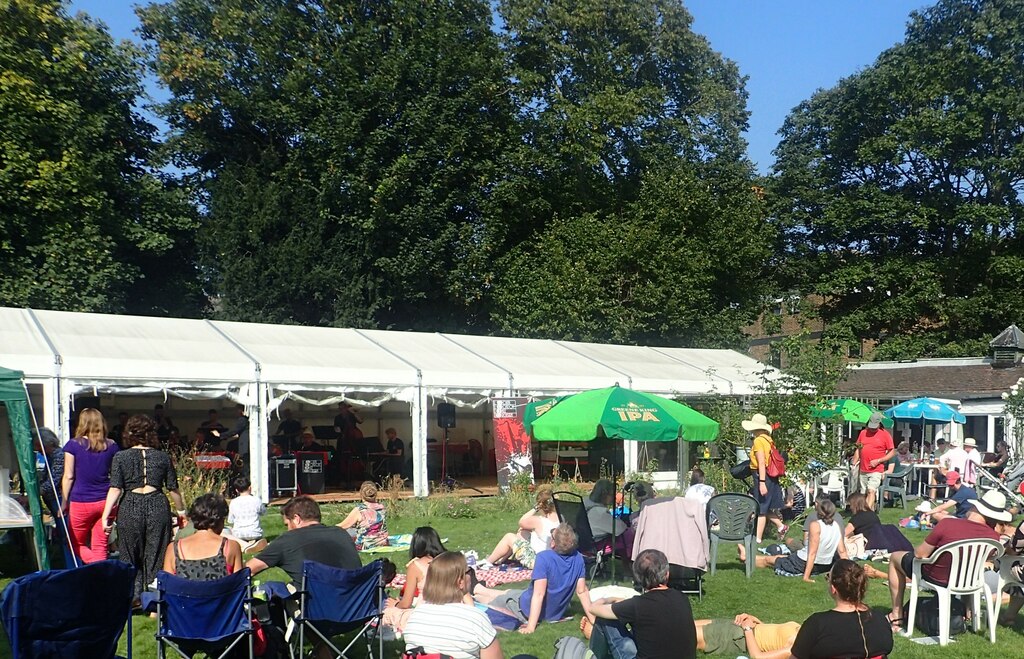 The Furzedown Festival at the Streatham... © Marathon :: Geograph ...