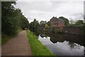 Worcester & Birmingham Canal towards bridge #73