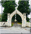 Church gateway and war memorial, Eagle