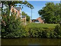 New housing alongside the Coventry Canal