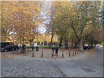 ST5872 : Queen Square, Bristol by Kevin Pearson