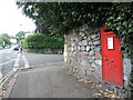 ST5774 : Postbox on Hampton Road by Neil Owen