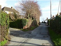 SO1191 : Junction of unnamed private road and Barn Lane by Penny Mayes
