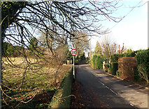 SE2229 : Back Lane, Drighlington by habiloid