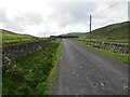 Wall enclosed road (B709) near to Eldinhope