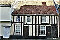 Thetford: 3-5, Castle Street: Early c16th house with crown post roof inside